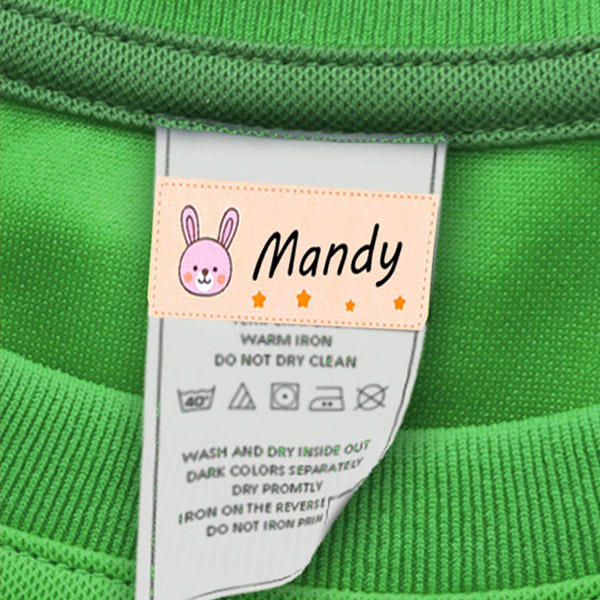 Etiquetas de ropa para niños: soluciones lavables y duraderas 